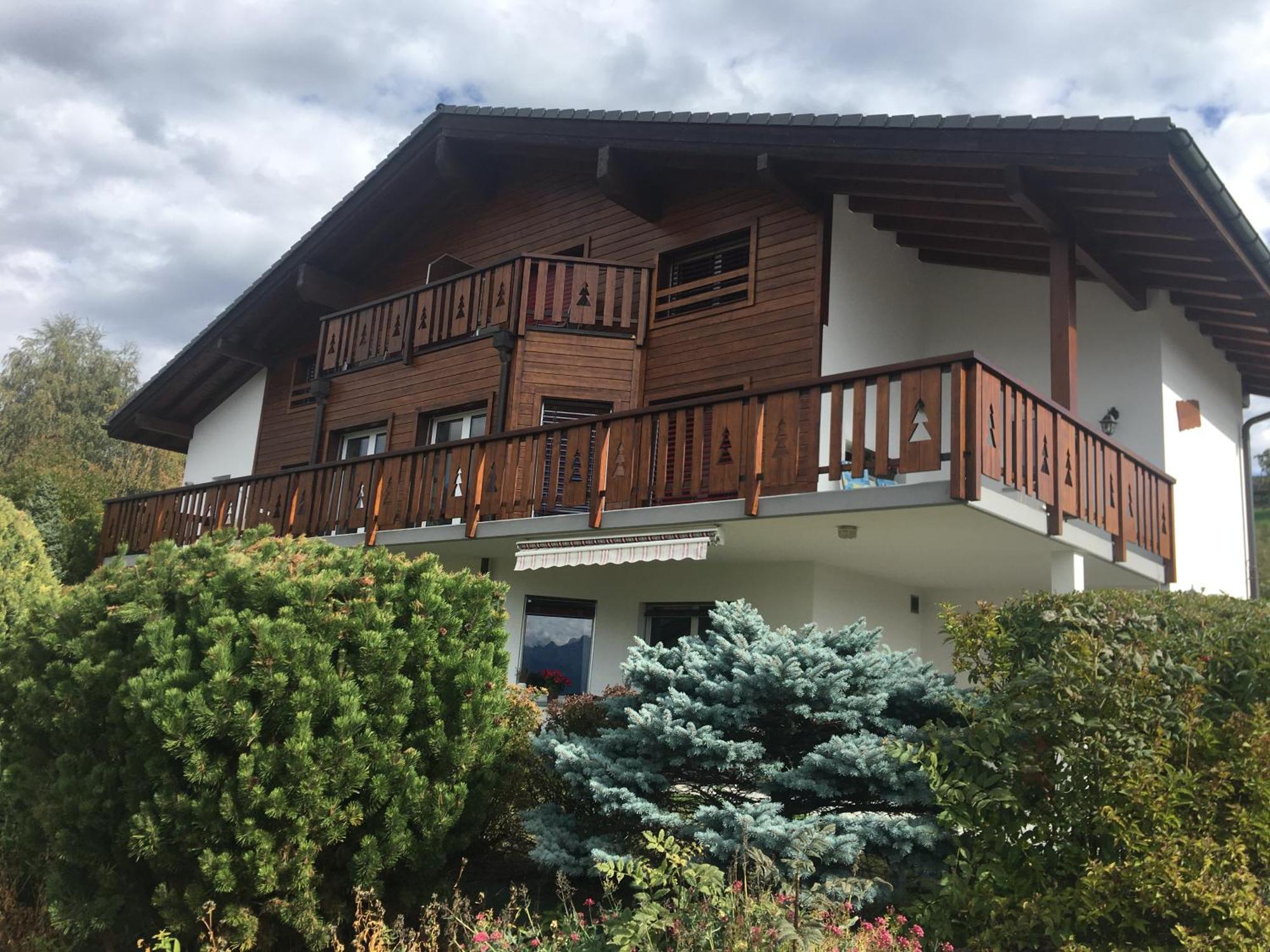 לינה וארוחת בוקר קראנס-מונטנה Chalet Des Alpes מראה חיצוני תמונה