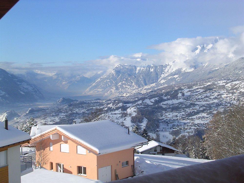 לינה וארוחת בוקר קראנס-מונטנה Chalet Des Alpes מראה חיצוני תמונה